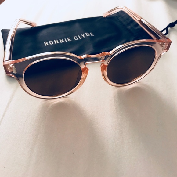 Bonnie & Clyde Pale Pink Sunglasses - Picture 2 of 4